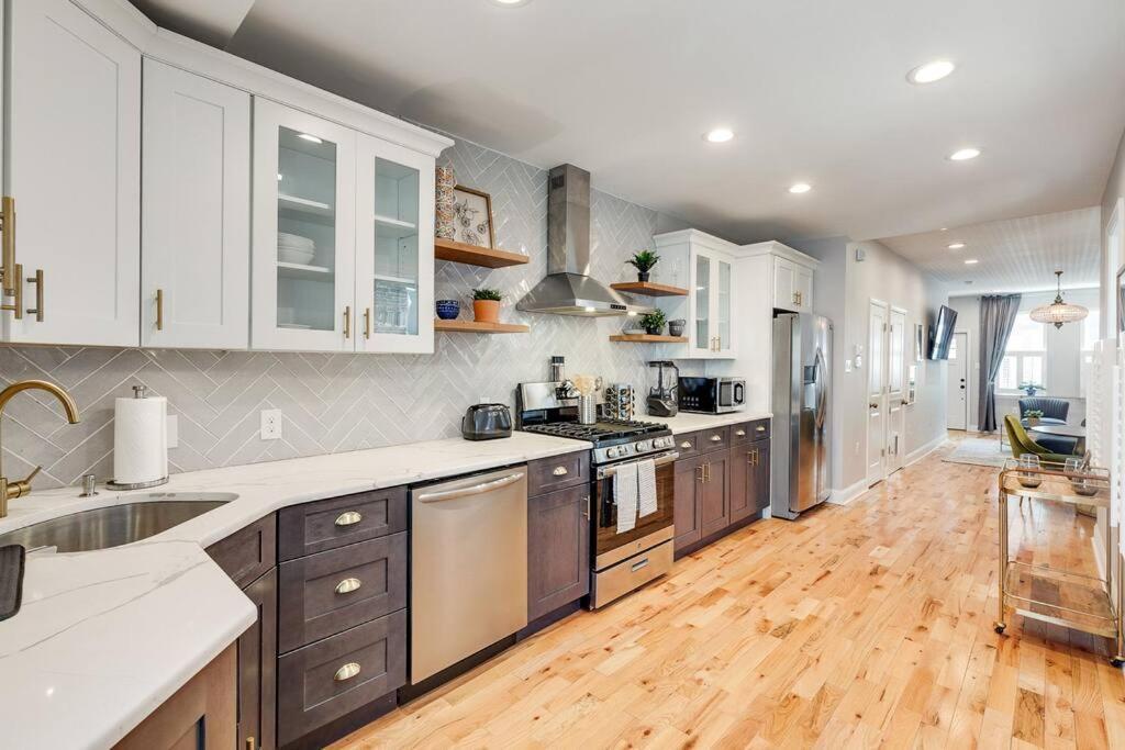 Apartament Trendy Fairmount Gem-5 Star Location, Roof Deck, Parking, Gr8 For Families Filadelfia Zewnętrze zdjęcie